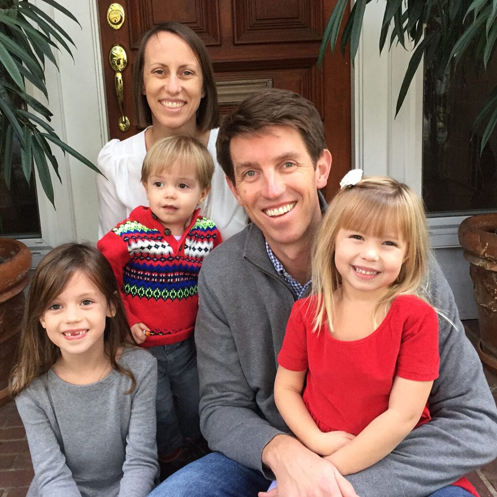 Dr. Erik Mazur, Tacoma fertility specialist, with wife and 3 kids
